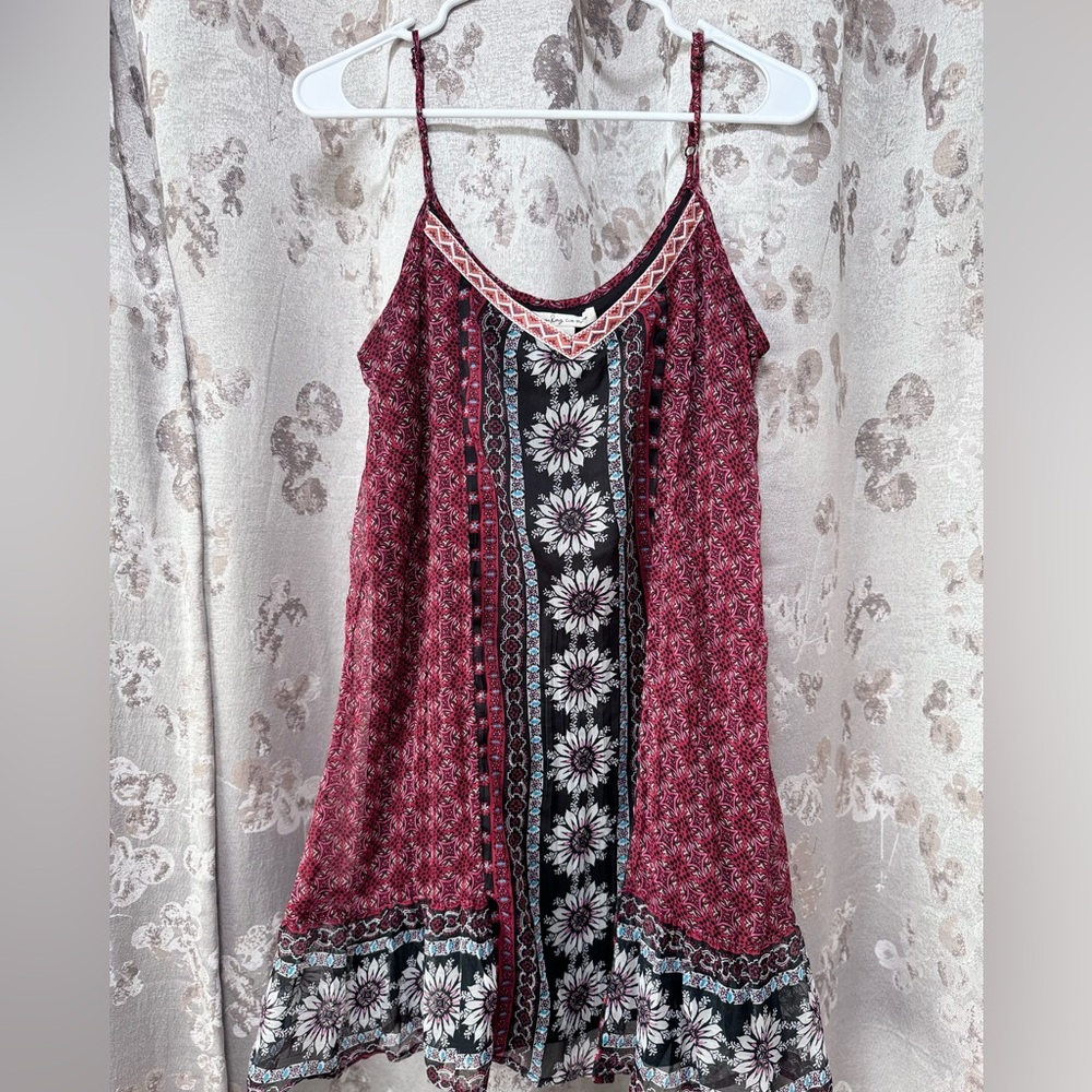 ♥️ American Rag/Size:M/Red floral dress